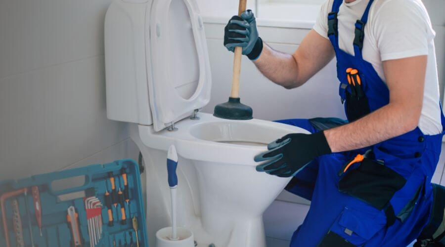Professional septic pumping service in Weatogue, CT